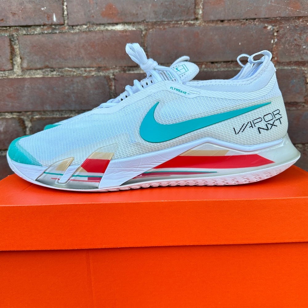 NikeCourt Men’s React Vapor NXT | 11 | White/Teal